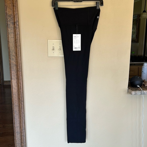 NEW Athleta Elation strait leg, black pants, size small - Picture 3 of 7